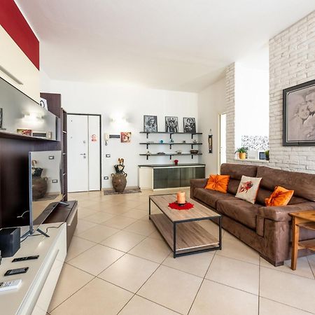 New Luxury 2Bdr Terrace, Views, Ac Apartment Марина ди Карара Екстериор снимка